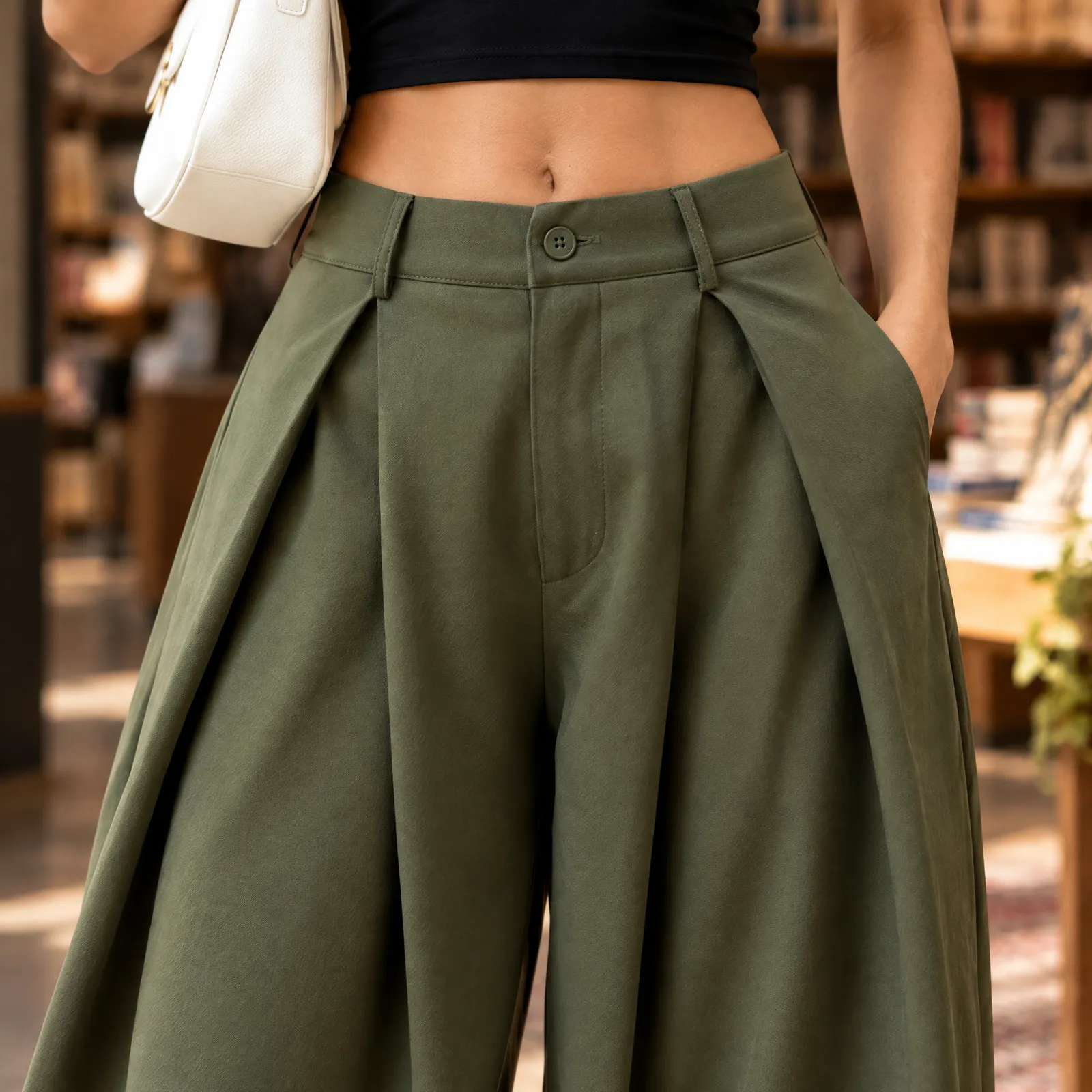 Sorrel Pleated Pants: detail photograph of the selected source color