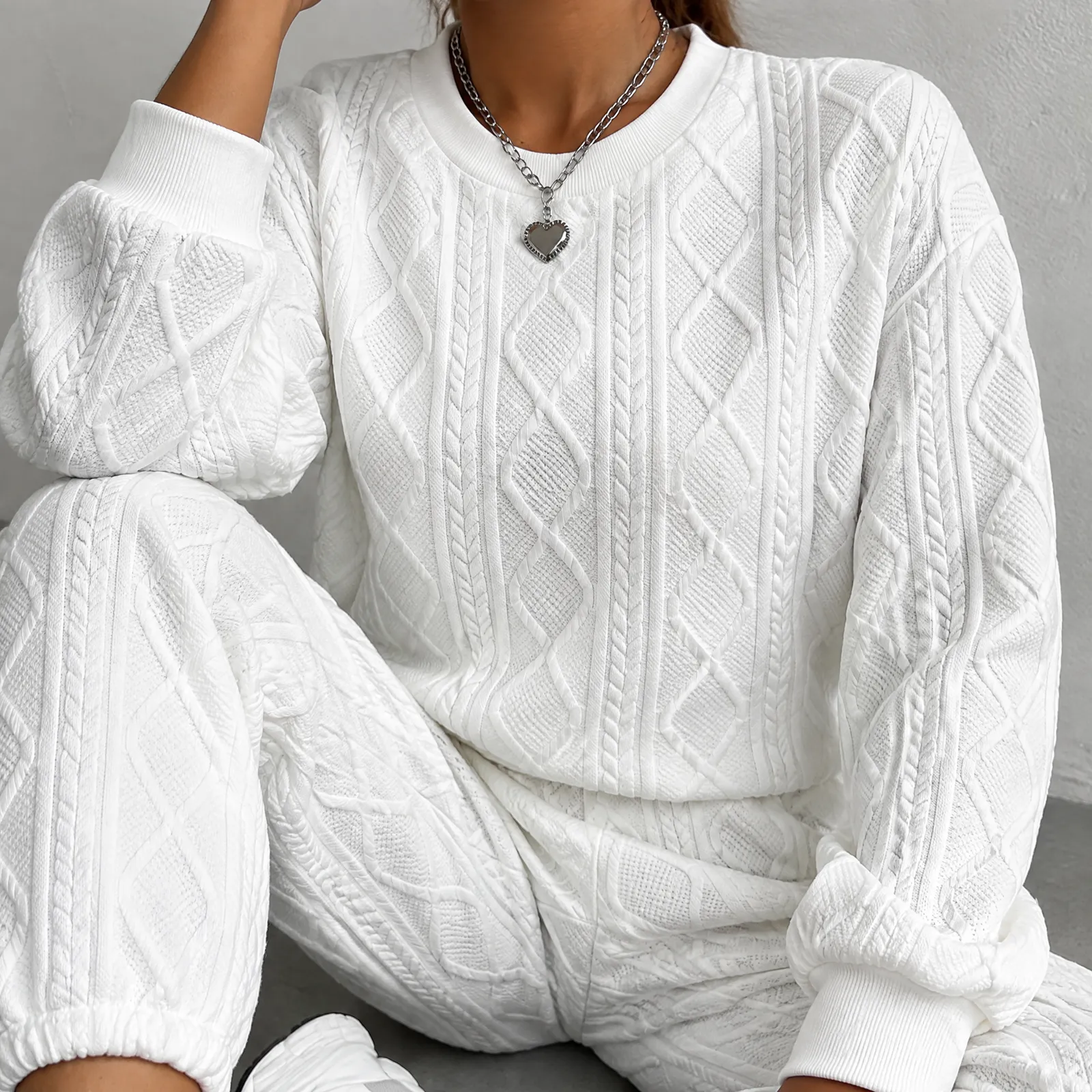 Summerfield Diamond Knit Set: detail photograph of the selected source color