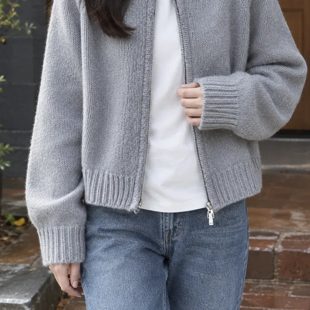 Diana Zip Cardigan — Gray lower garment detail