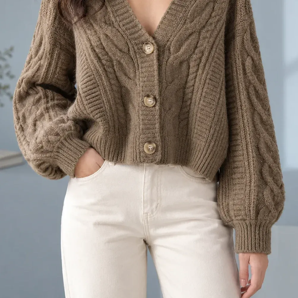 Morwenna Cable Cardigan — Khaki lower garment detail